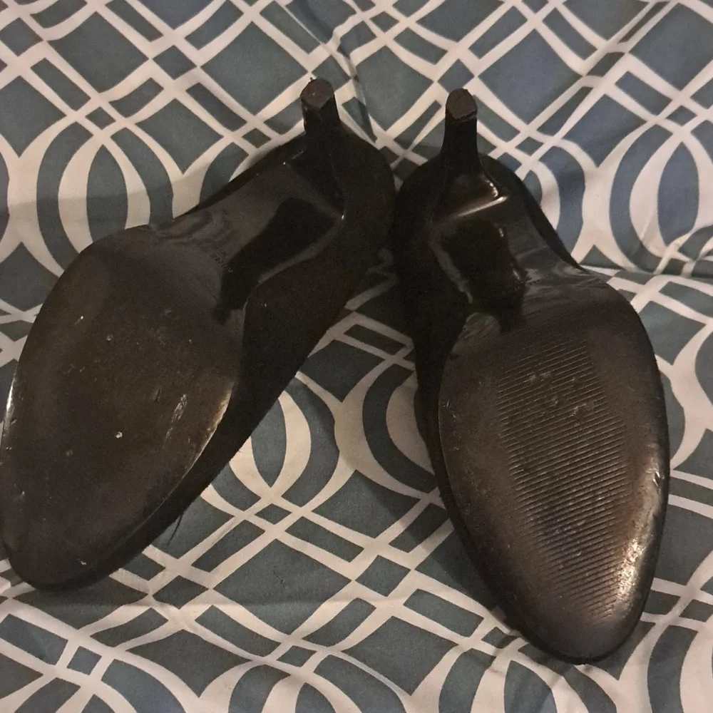 Shoes - Picture 3 of 3